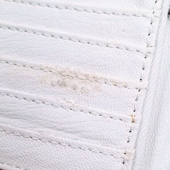 Guess Wallet - Picture 8 of 8